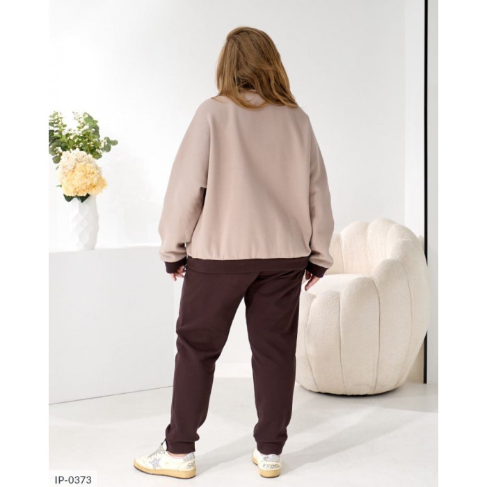 Модні костюми XL+ IP-0373 — гармонія стилю і практичності