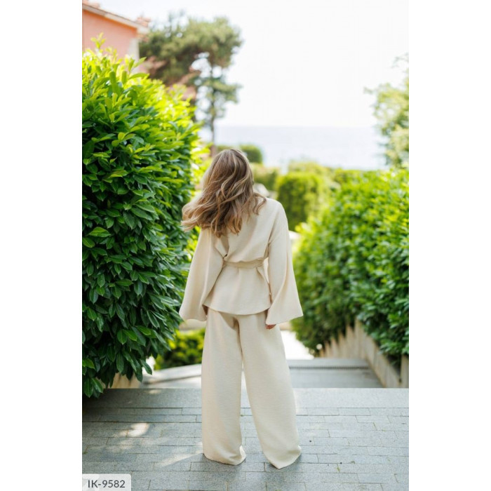 Костюм IK-9582 — жіночий костюм від Odessa Moda