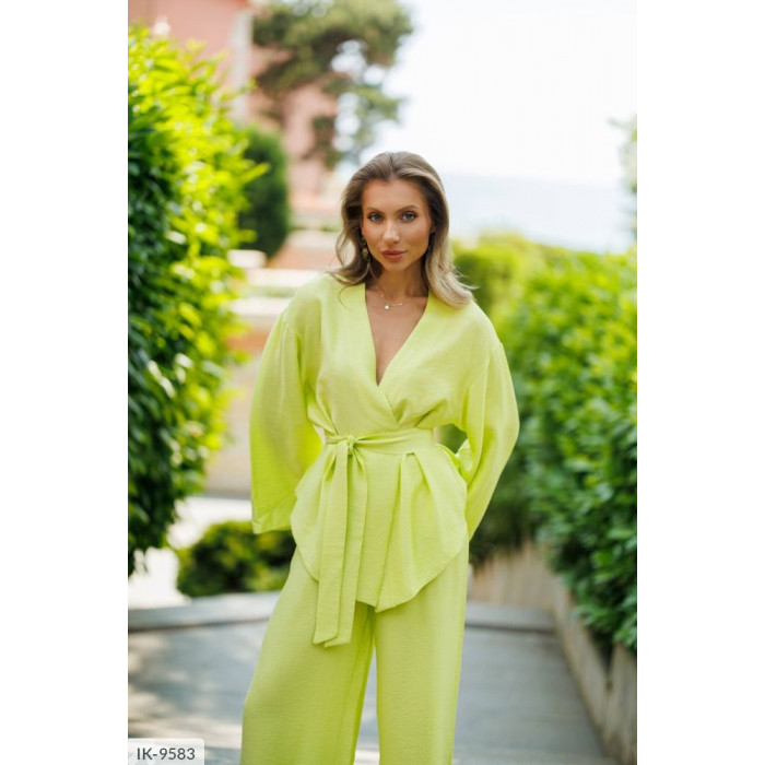 Костюм IK-9583 — жіночий костюм від Odessa Moda