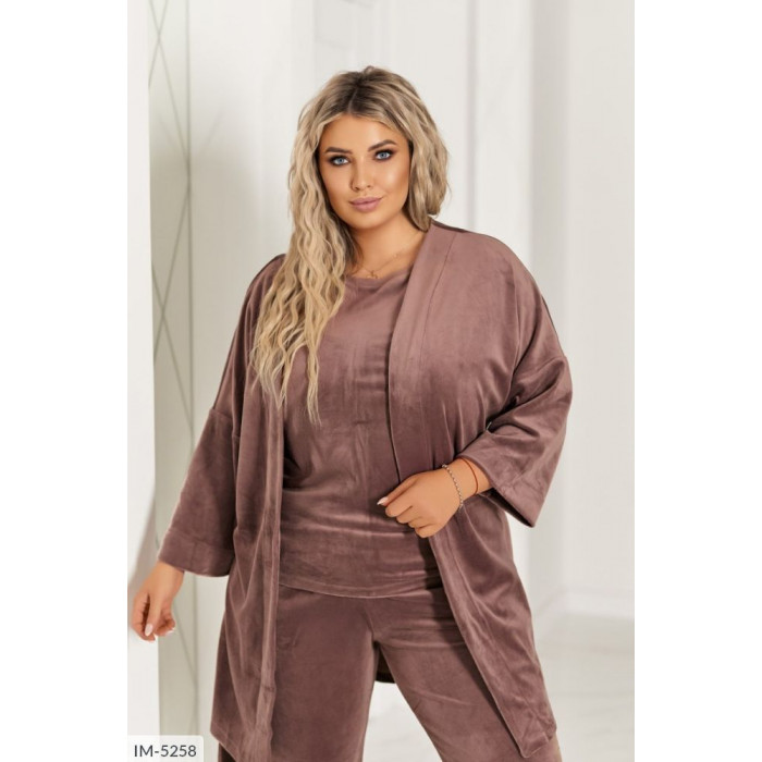 Домашній костюм IM-5258 — жіночий халат від Odessa Moda Домашній костюм IM-5258 — жіночий халат від Odessa Moda