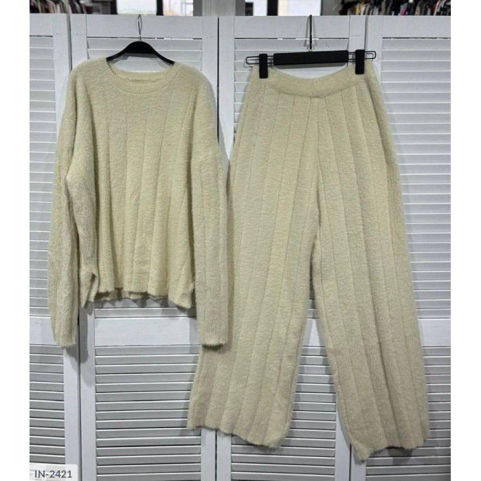 Костюм IN-2421 — жіночий костюм від Odessa Moda