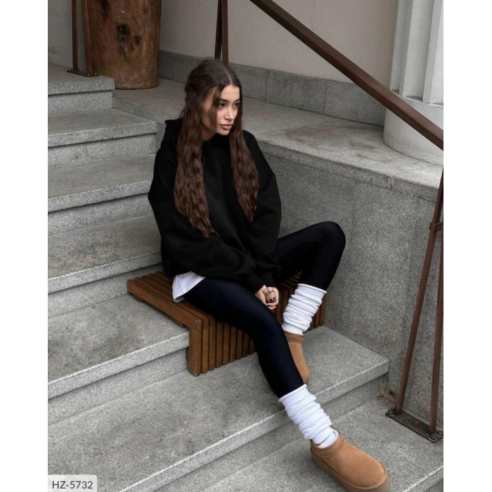 Жіночі костюми HZ-5732 — сучасний дизайн і комфорт
