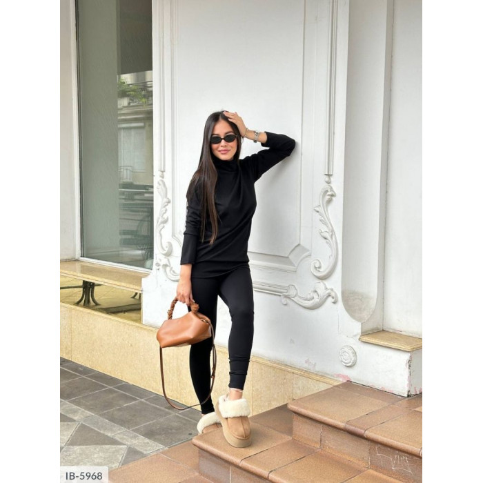 Жіночі костюми IB-5968 — сучасний дизайн і комфорт