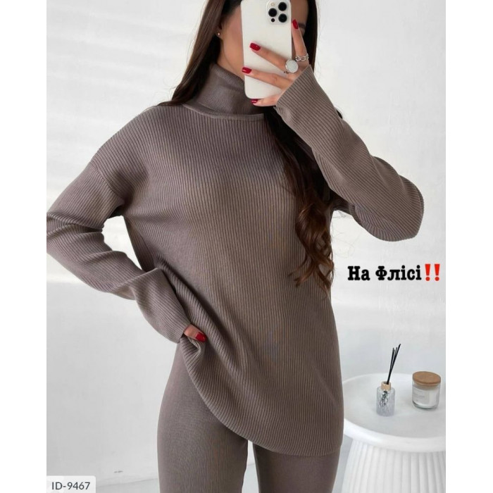 Стильні образи від Odessa Moda ID-9467 — костюми на кожен день