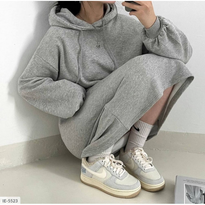 Жіночі сукні IE-5523 — будь неперевершеною щодня