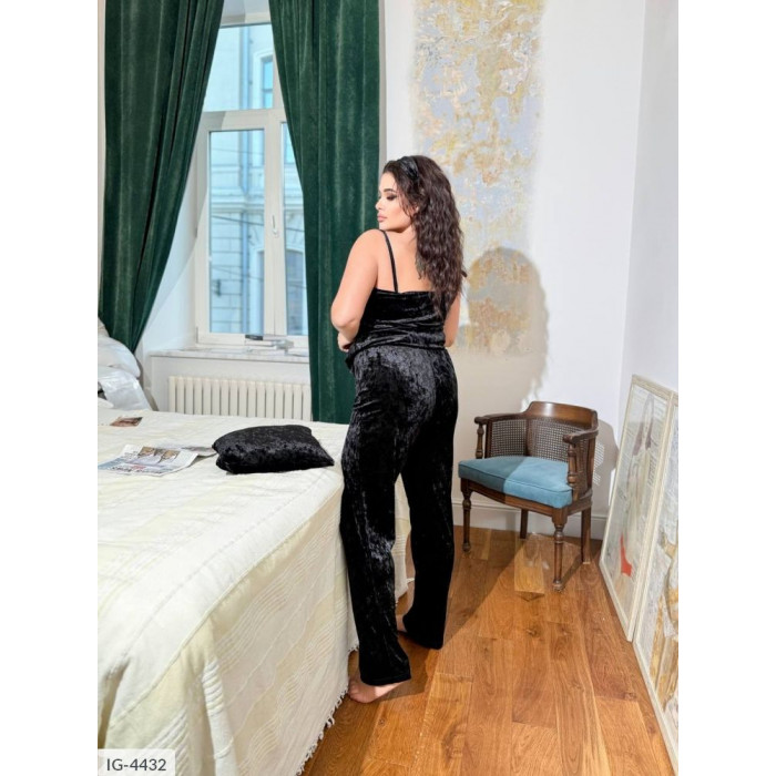 Халати Plus Size IG-4432 — практичність і шарм