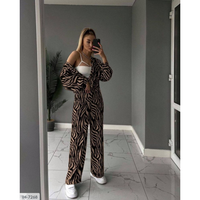 Жіночі костюми Plus Size IH-7268 — впевненість і стиль