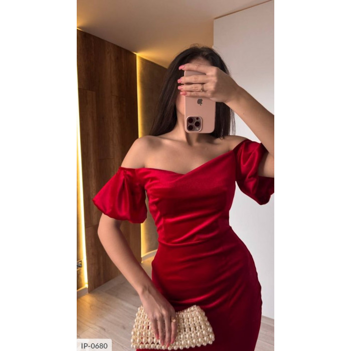 Модні сукні IP-0680 — стиль, комфорт і жіночність у кожній деталі