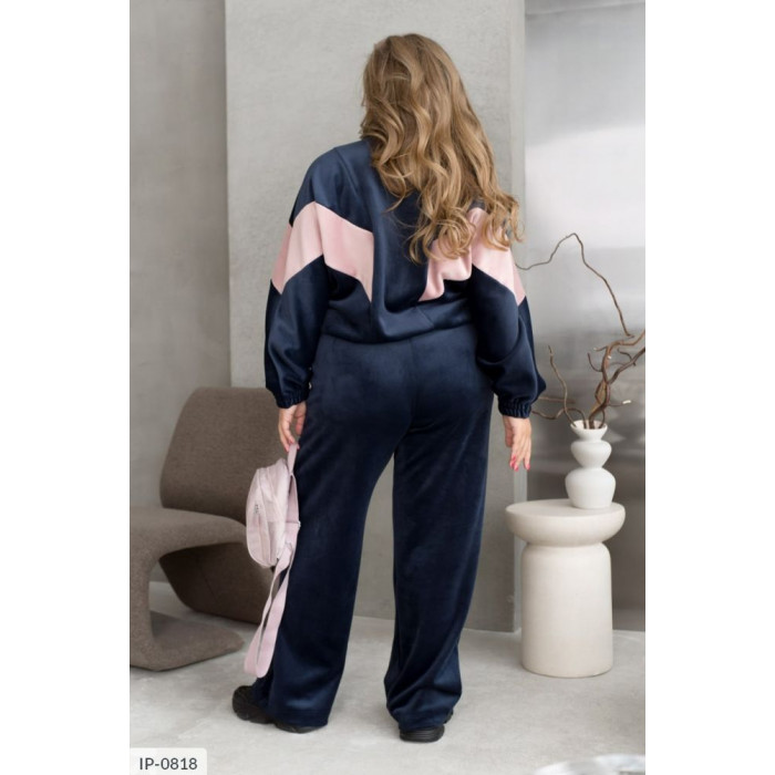 Модні костюми XL+ IP-0818 — гармонія стилю і практичності