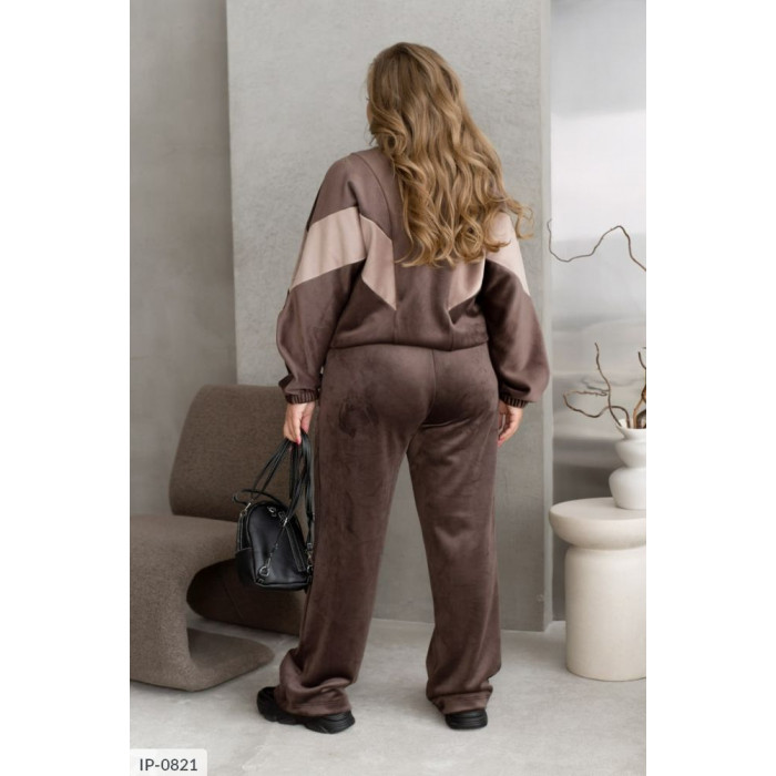 Костюми Plus Size IP-0821 — зручність і впевненість