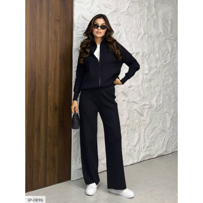 Прогулянкові костюми 2025 IP-0896 — будь у тренді