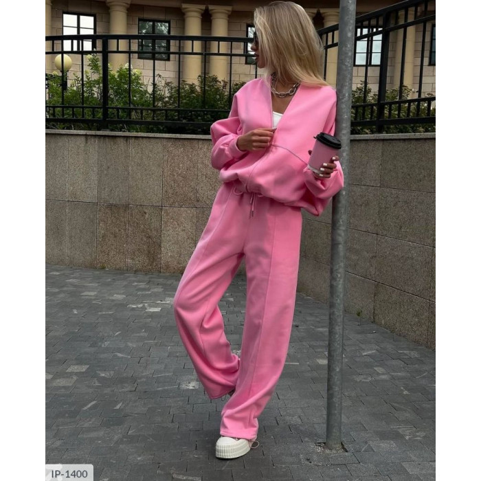 Комфорт і мода IP-1400 — костюми для прогулянок