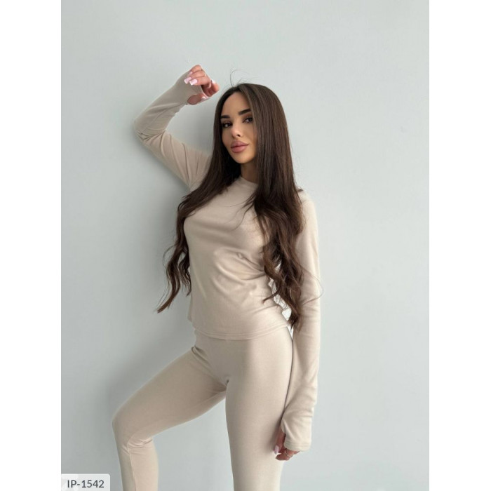 Комфорт і мода IP-1542 — костюми для прогулянок