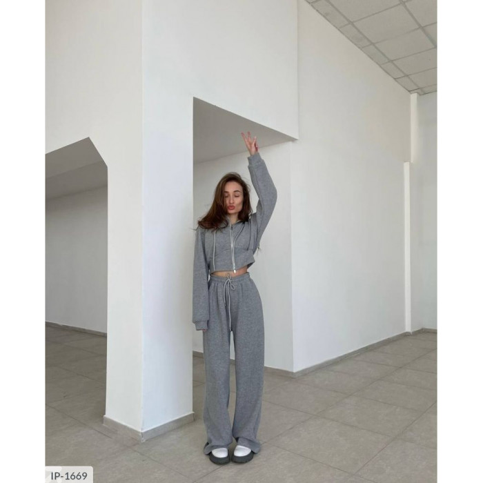 Жіночі прогулянкові костюми IP-1669 — новинки сезону