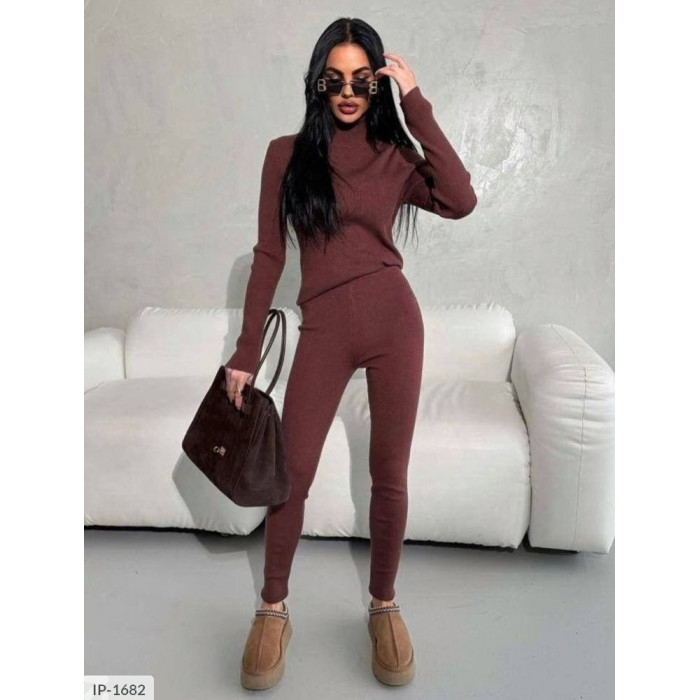 Комфорт і мода IP-1682 — костюми для прогулянок