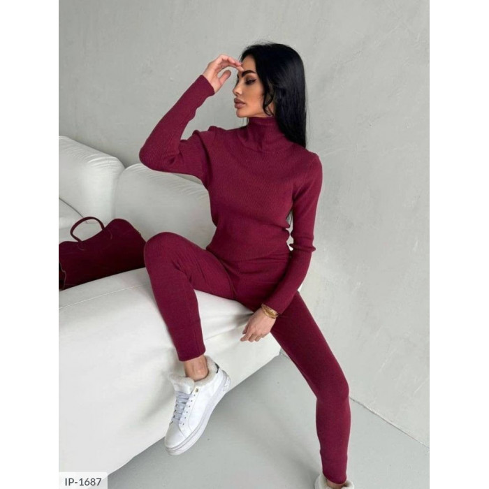 Стильні жіночі костюми IP-1687 — зручність і шарм
