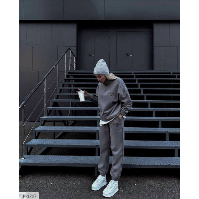 Жіночі прогулянкові костюми IP-1707 — новинки сезону