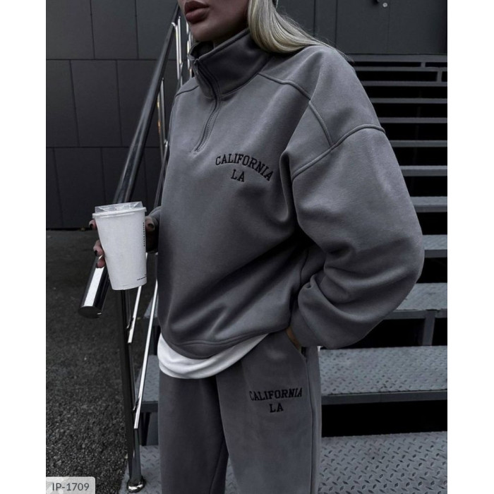 Стильні образи від Odessa Moda IP-1709 — костюми на кожен день