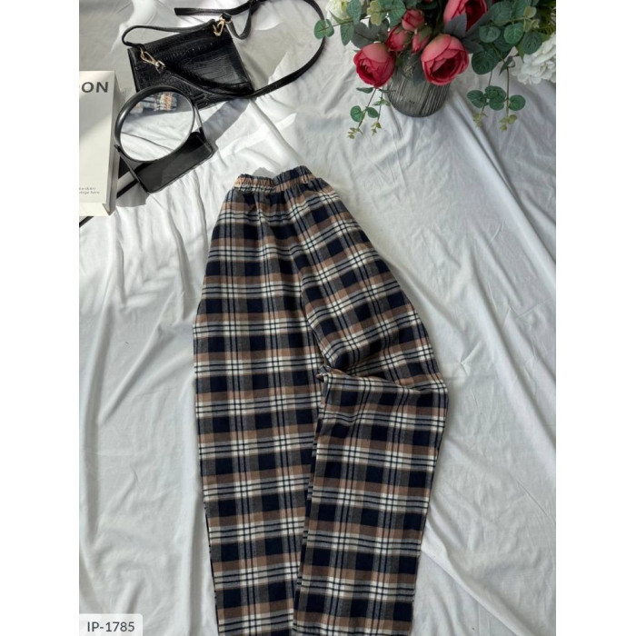 Модні образи зі штанами IP-1785 — обери свій стиль