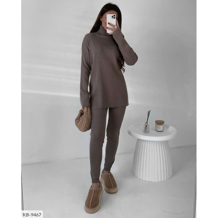 Стильні образи від Odessa Moda KB-9467 — костюми на кожен день