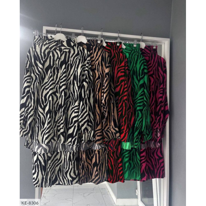 Костюми великого розміру KE-8306 — сучасна класика