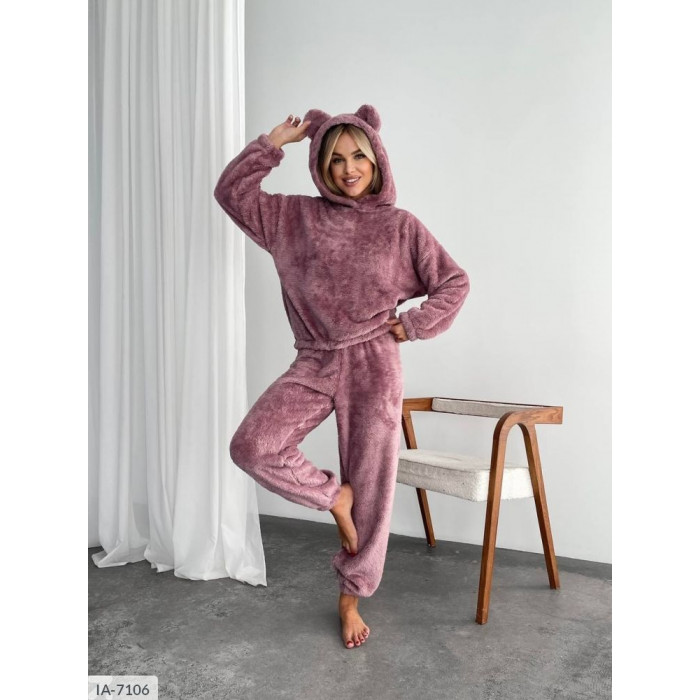 Жіночі піжами IA-7106 — краса у кожній деталі