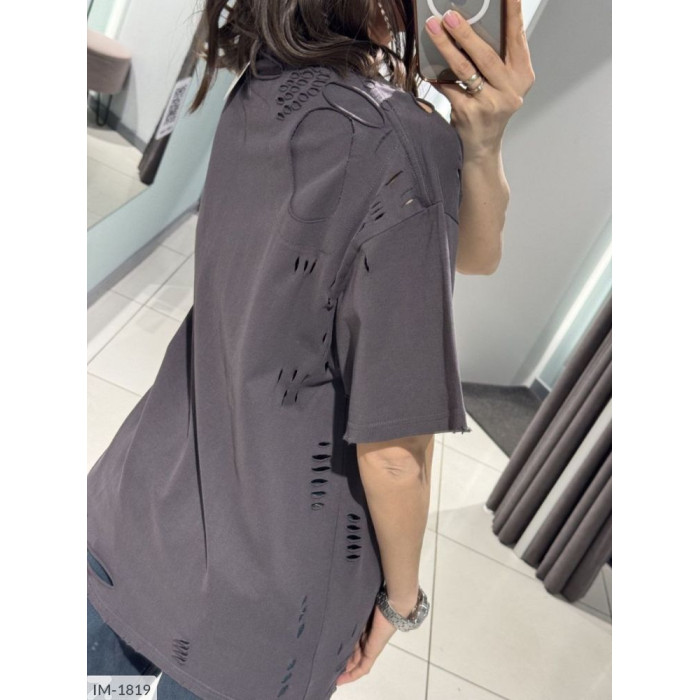 Жіночі футболки IM-1819 — стиль і якість