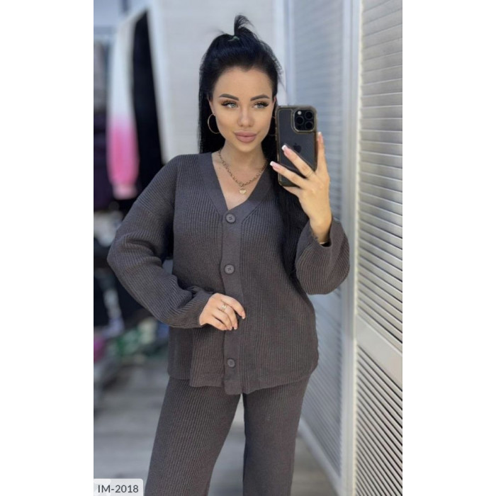 Костюми 2025 IM-2018 — трендові фасони