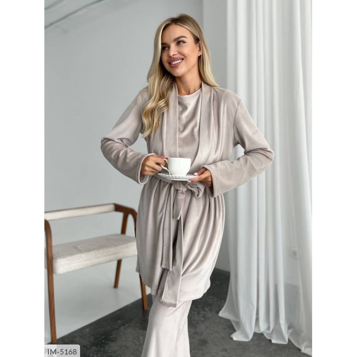 Жіночі піжами IM-5168 — краса у кожній деталі