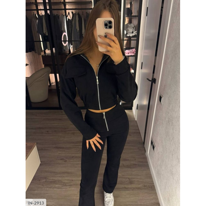 Жіночі прогулянкові костюми IN-2913 — новинки сезону