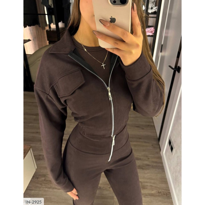 Стильні жіночі костюми IN-2925 — зручність і шарм