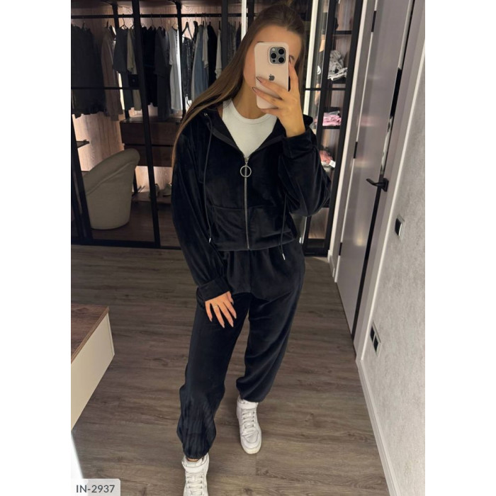 Жіночі спортивні костюми IN-2937 — тренди сезону 2025 Жіночі спортивні костюми IN-2937 — тренди сезону 2025