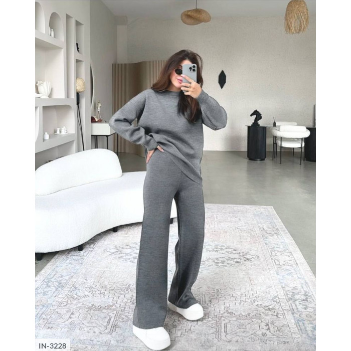 Жіночі костюми Plus Size IN-3228 — впевненість і стиль