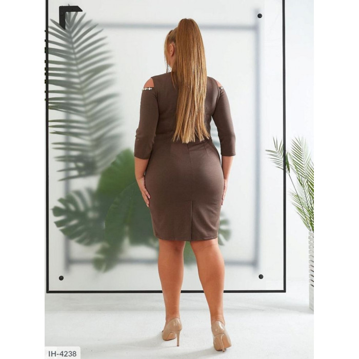 Елегантні сукні для будь-якої фігури IH-4238