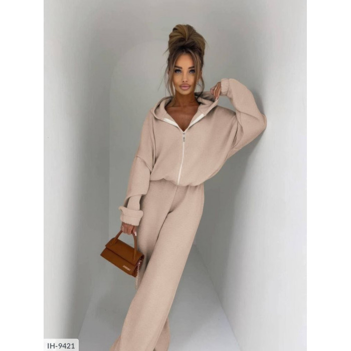 Костюми Plus Size IH-9421 — тренди сезону 2025