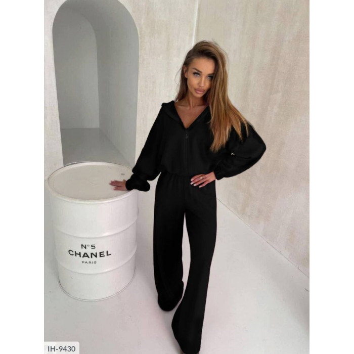 Модні образи IH-9430 — костюми для будь-якої події