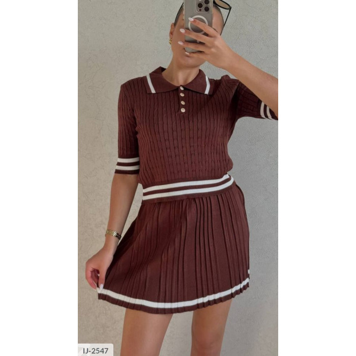 Костюми IJ-2547 — практичність і мода