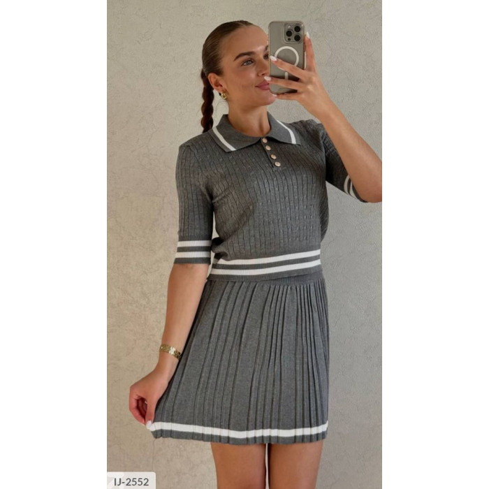 Жіночі костюми Odessa Moda IJ-2552 — елегантність і зручність