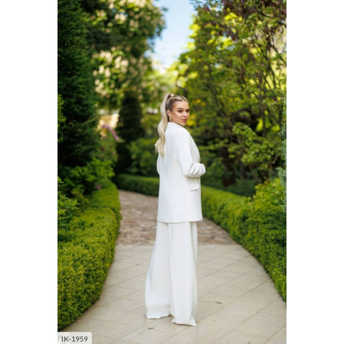 Костюми IK-1959 — практичність і мода