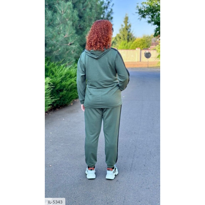 Спортивні костюми великого розміру IL-5343 — комфорт і мода Спортивні костюми великого розміру IL-5343 — комфорт і мода