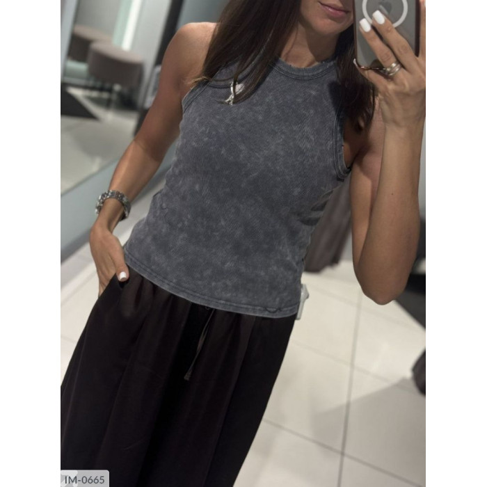 Жіночі футболки IM-0665 — стиль і якість