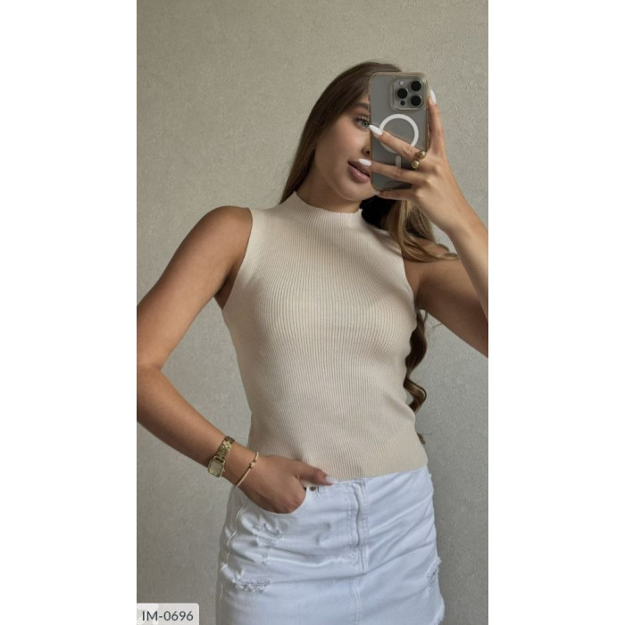 Модні фасони футболок IM-0696 — нова колекція