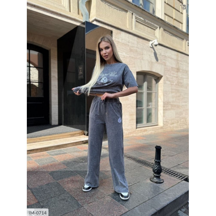 Модні костюми IM-0714 — легкість і впевненість у кожному русі