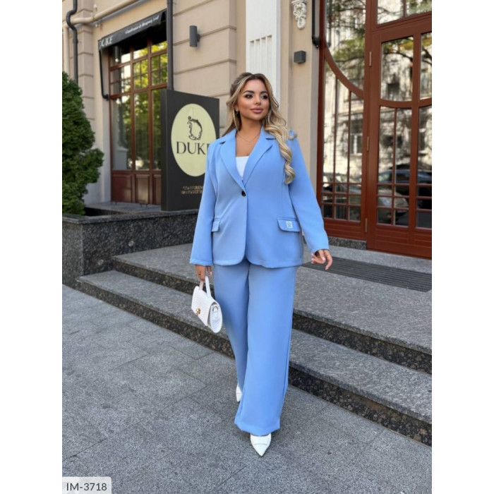 Жіночі костюми XL+ IM-3718 — елегантність і зручність