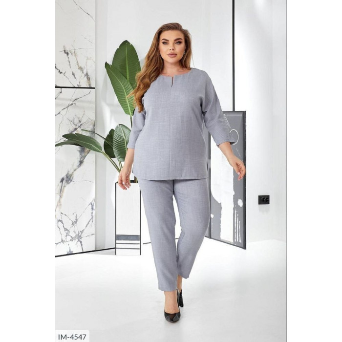 Костюми великого розміру IM-4547 — тренди і мода