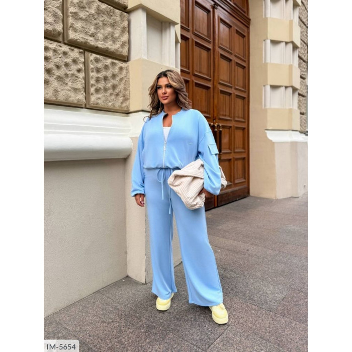 Комфорт і мода IM-5654 — костюми для прогулянок