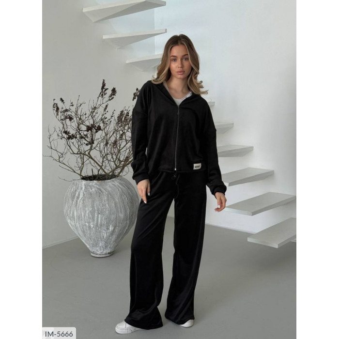 Комфорт і мода IM-5666 — костюми для прогулянок