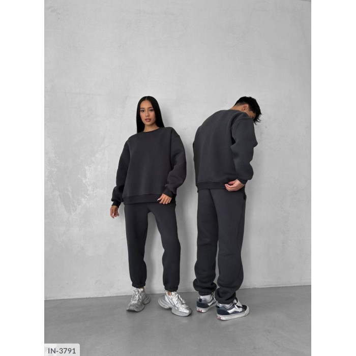 Жіночі костюми Odessa Moda IN-3791 — стиль і впевненість Жіночі костюми Odessa Moda IN-3791 — стиль і впевненість