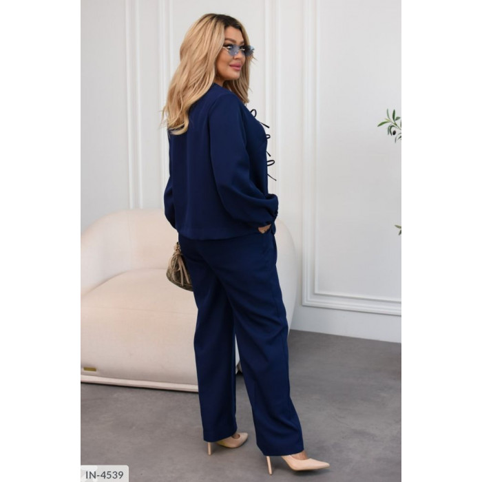 Модні костюми великого розміру IN-4539 — стиль і комфорт