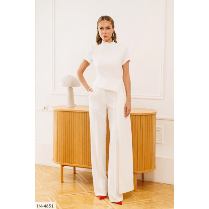 Модні образи IN-4651 — костюми для будь-якої події